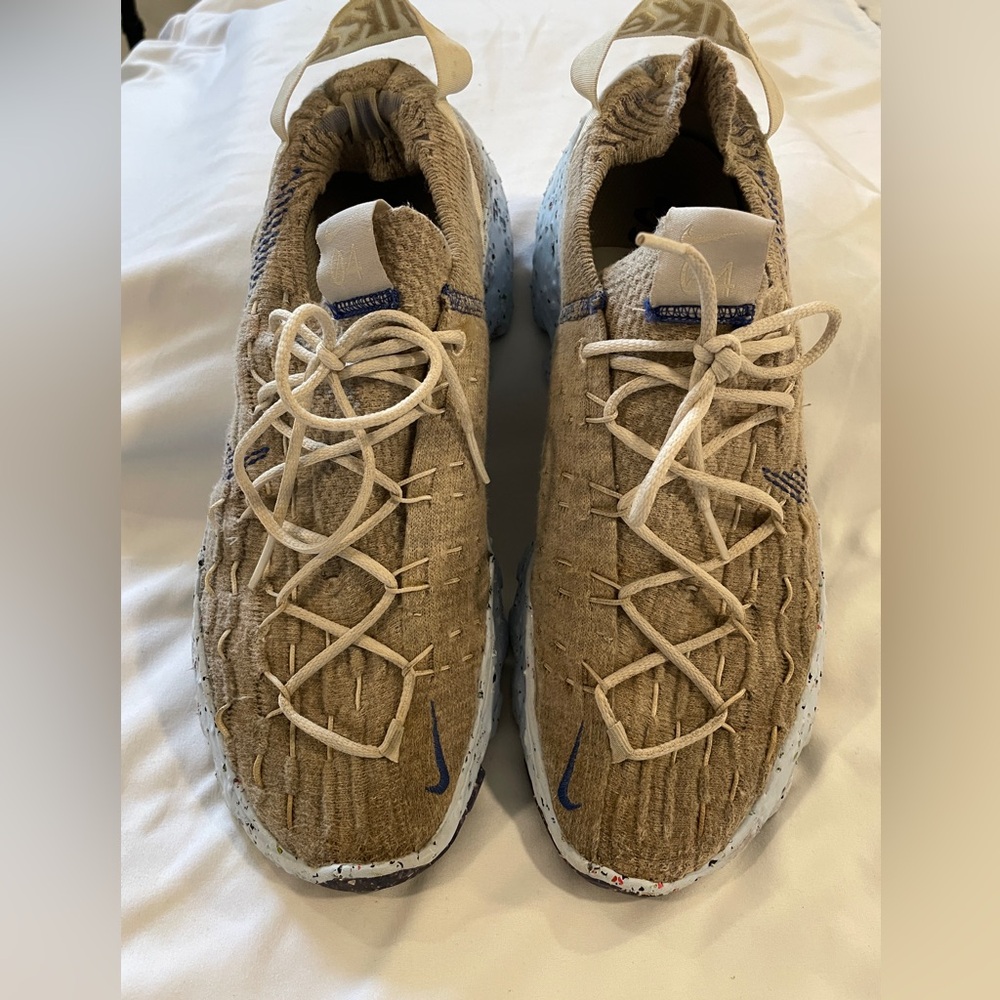 Nike Space Hippie 04 Beige - Picture 11 of 11